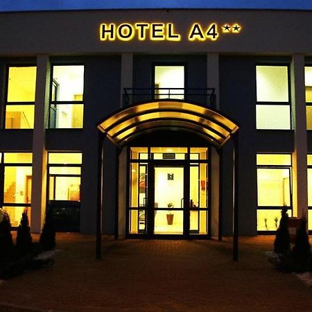 Hotel A4 Mop Kepnica Явожно Екстериор снимка