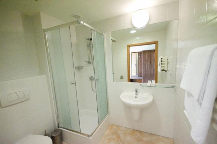 Hotel A4 Mop Kepnica Явожно Стая снимка